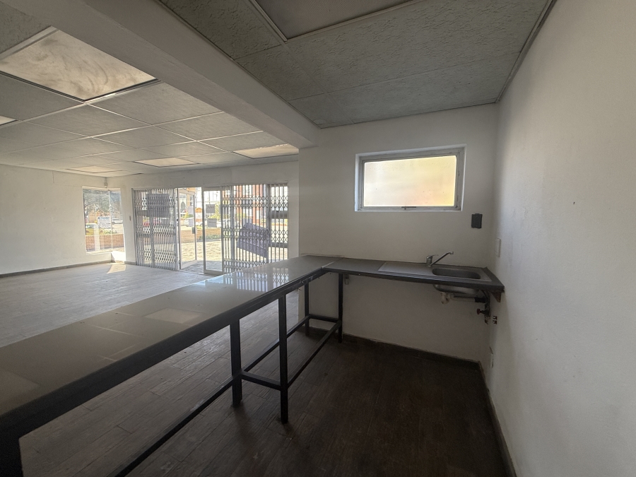 To Let Commercial Property for Rent in North Riding Gauteng