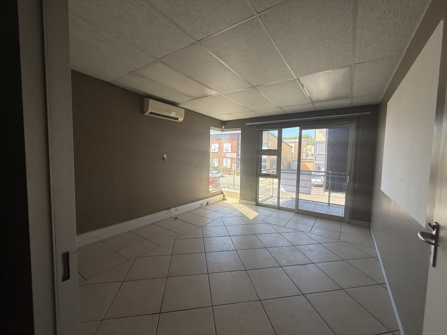 To Let Commercial Property for Rent in North Riding Gauteng