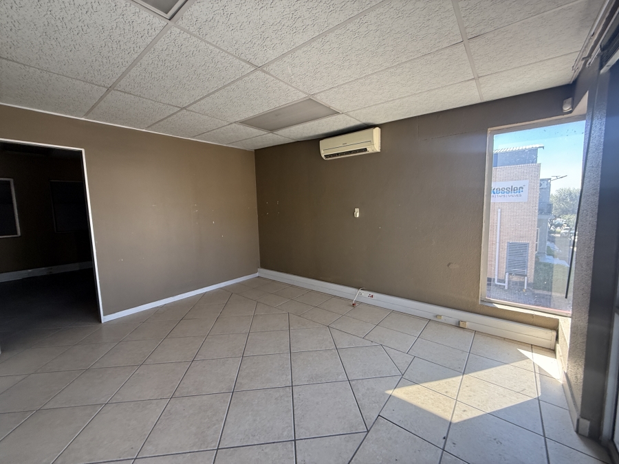 To Let Commercial Property for Rent in North Riding Gauteng