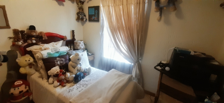3 Bedroom Property for Sale in Glen Marais Gauteng
