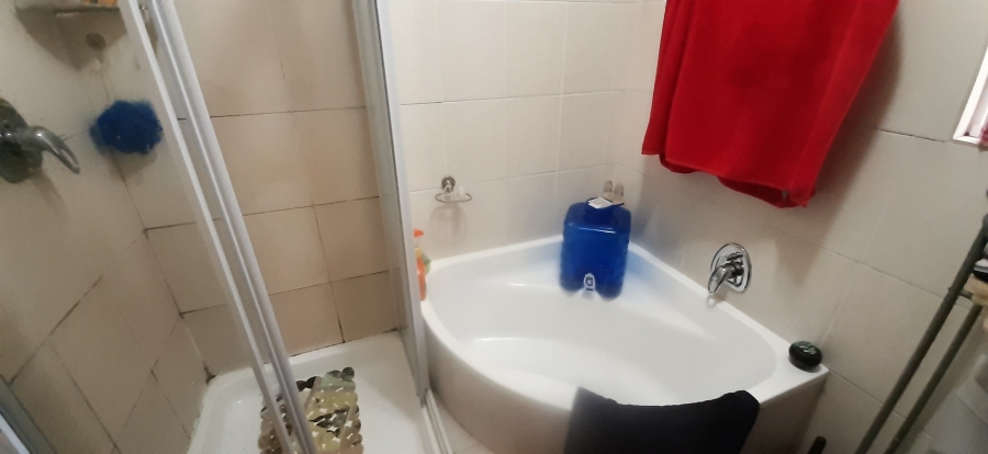 3 Bedroom Property for Sale in Glen Marais Gauteng