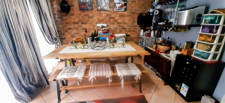 3 Bedroom Property for Sale in Glen Marais Gauteng