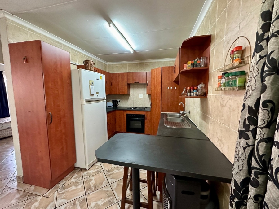 To Let 2 Bedroom Property for Rent in Van Dyk Park Gauteng