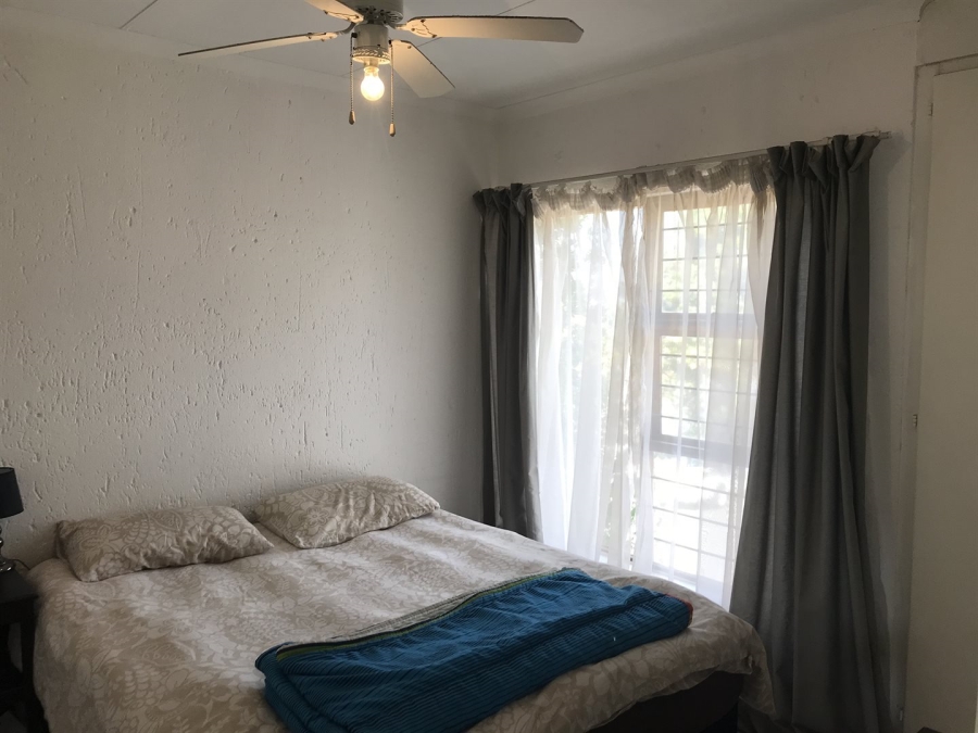 1 Bedroom Property for Sale in Paulshof Gauteng