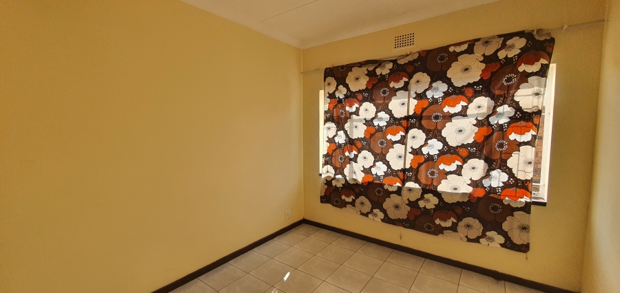 3 Bedroom Property for Sale in Rensburg Gauteng