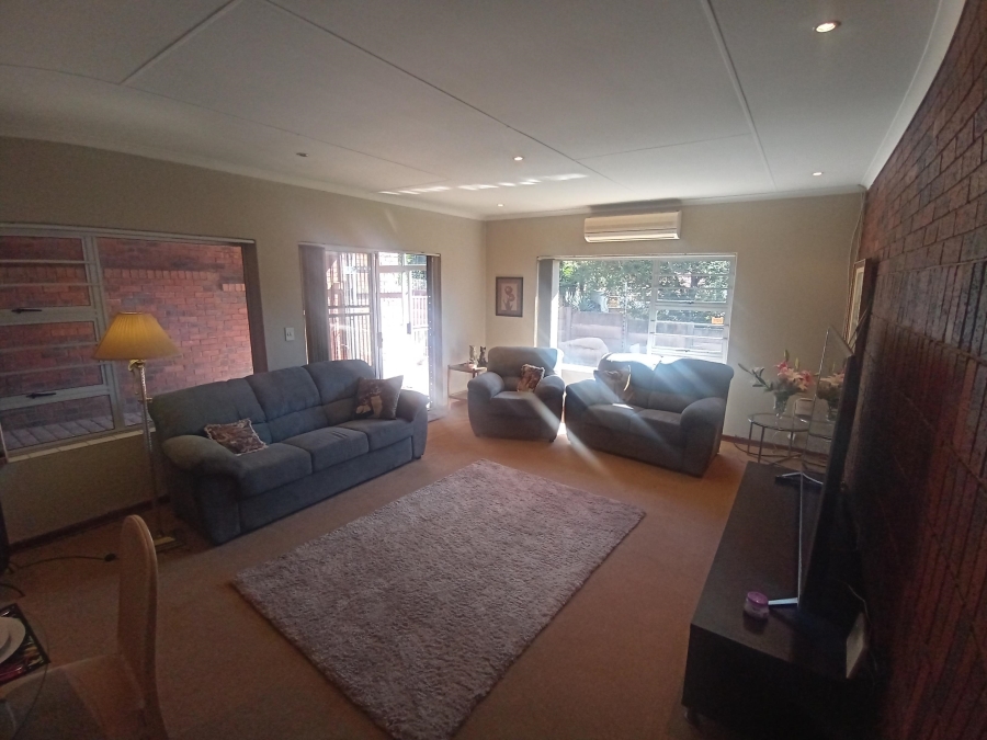 3 Bedroom Property for Sale in Mayberry Park Gauteng