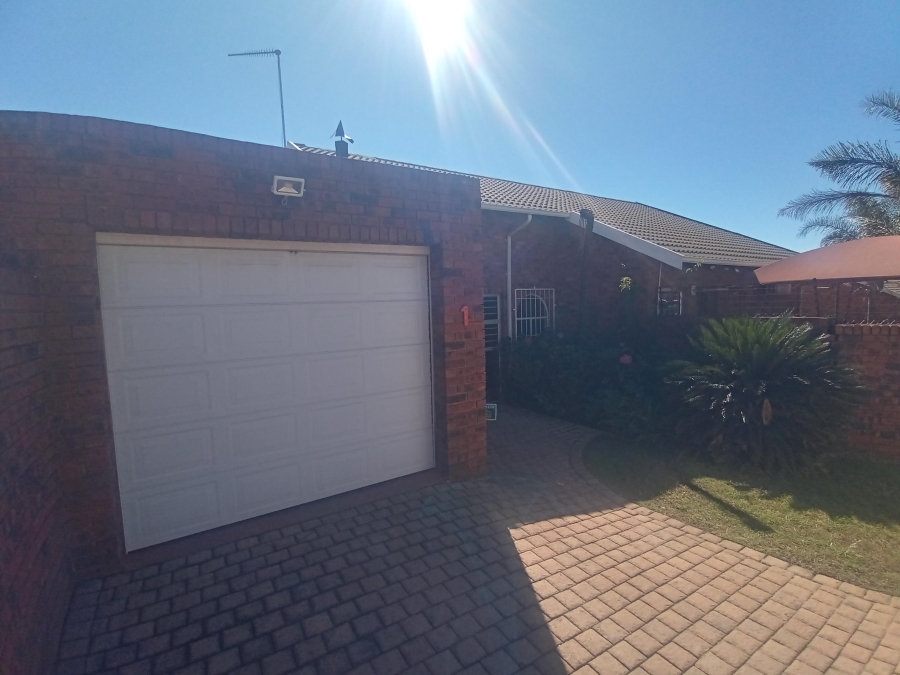 3 Bedroom Property for Sale in Mayberry Park Gauteng