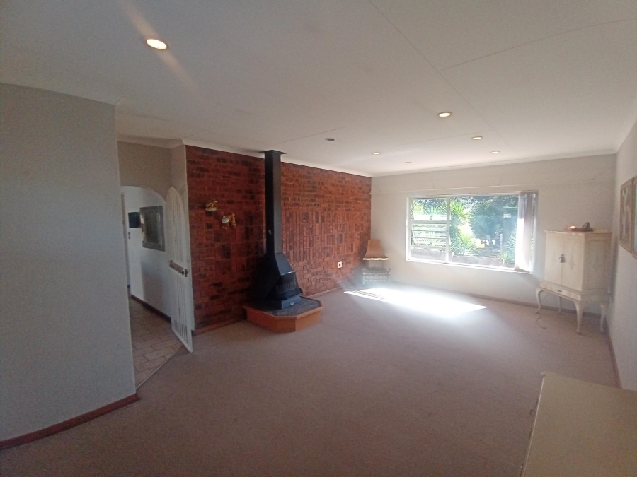 3 Bedroom Property for Sale in Mayberry Park Gauteng