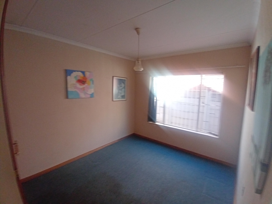 3 Bedroom Property for Sale in Mayberry Park Gauteng