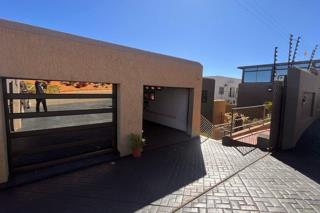 4 Bedroom Property for Sale in Bassonia Gauteng