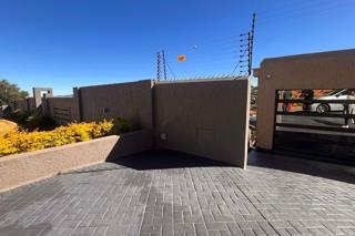 4 Bedroom Property for Sale in Bassonia Gauteng