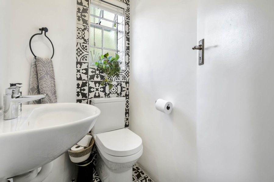 3 Bedroom Property for Sale in River Club Gauteng