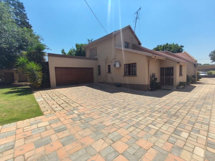 4 Bedroom Property for Sale in Kibler Park Gauteng