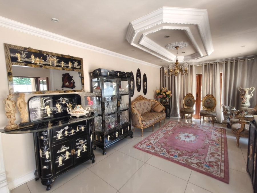 4 Bedroom Property for Sale in Kibler Park Gauteng