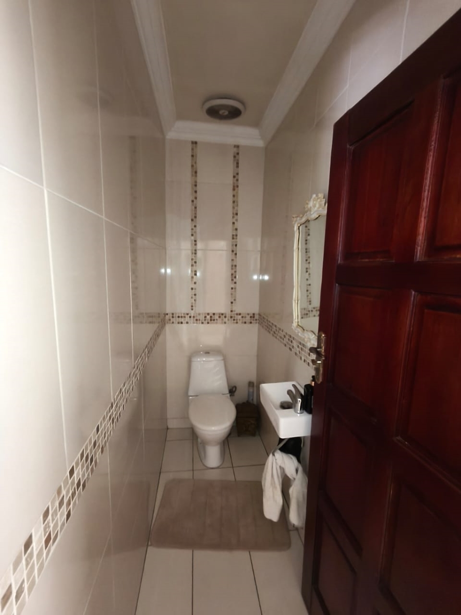 4 Bedroom Property for Sale in Kibler Park Gauteng
