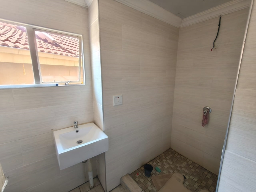 4 Bedroom Property for Sale in Kibler Park Gauteng