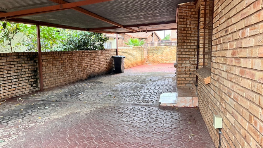 3 Bedroom Property for Sale in Philip Nel Park Gauteng