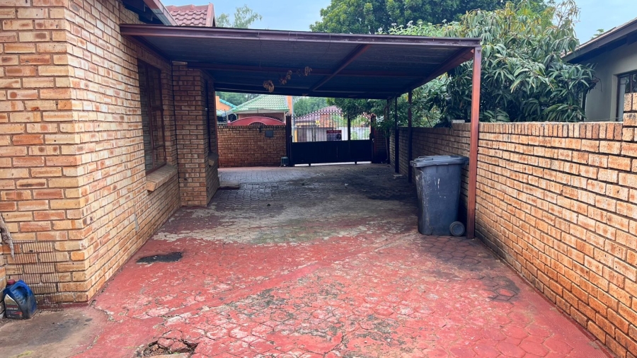 3 Bedroom Property for Sale in Philip Nel Park Gauteng