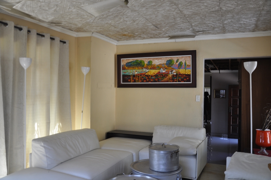 3 Bedroom Property for Sale in Vorna Valley Gauteng