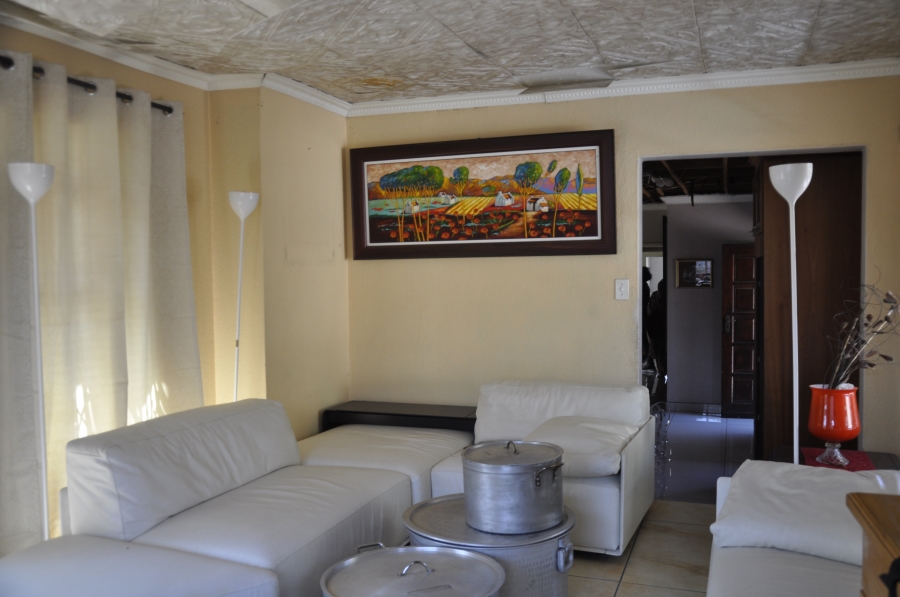 3 Bedroom Property for Sale in Vorna Valley Gauteng