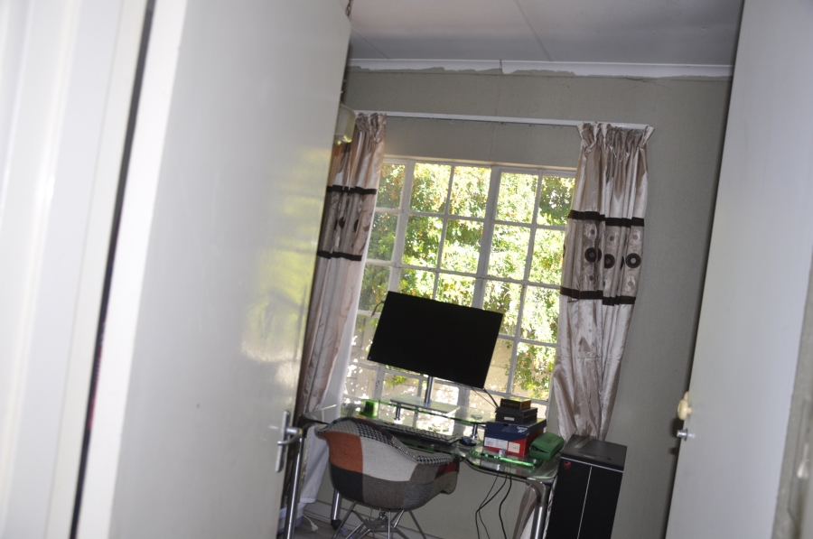 3 Bedroom Property for Sale in Vorna Valley Gauteng
