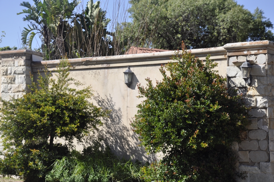 3 Bedroom Property for Sale in Vorna Valley Gauteng