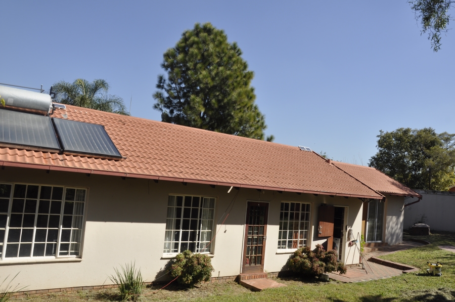 3 Bedroom Property for Sale in Vorna Valley Gauteng