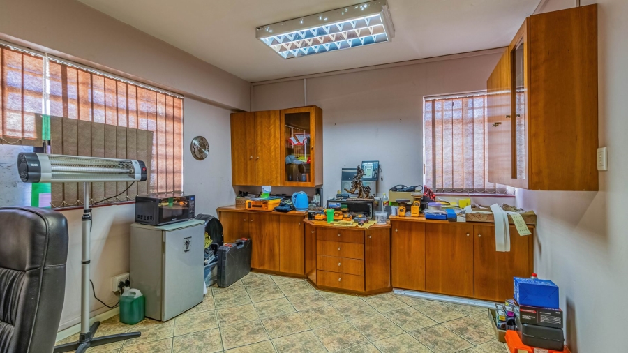 Commercial Property for Sale in Booysens Gauteng