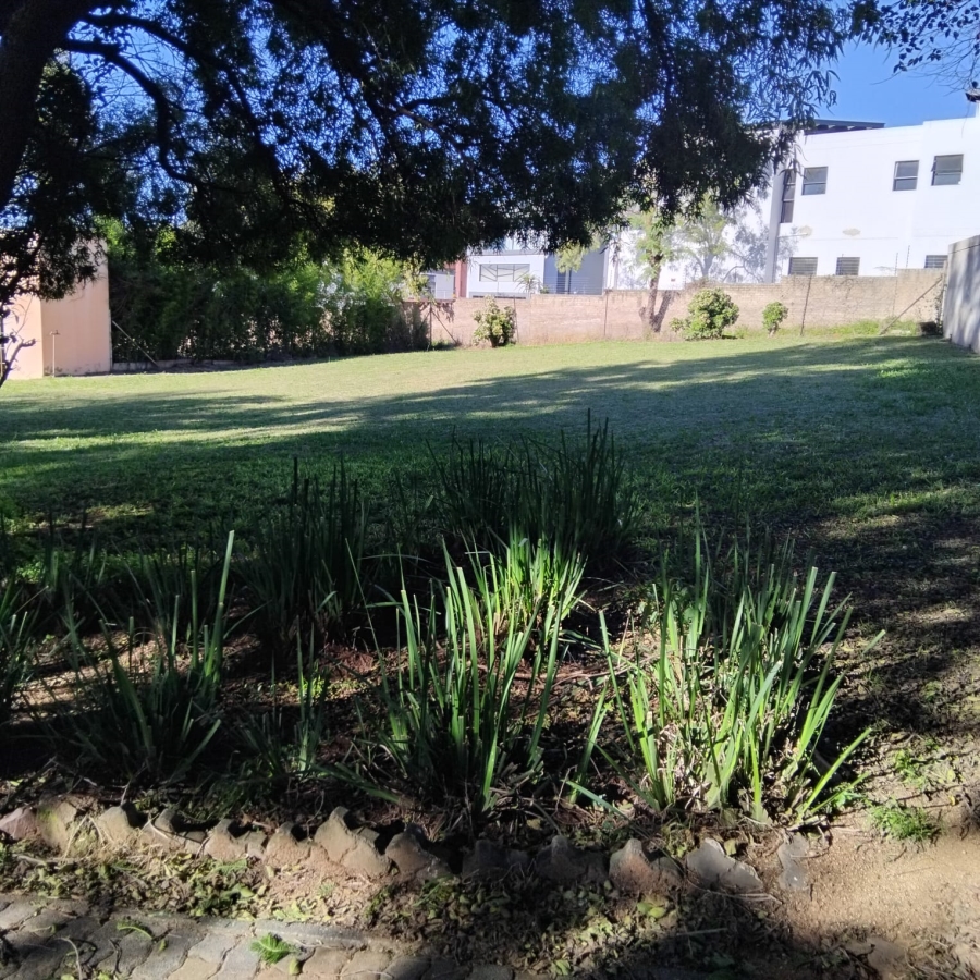 6 Bedroom Property for Sale in Diswilmar A H Gauteng