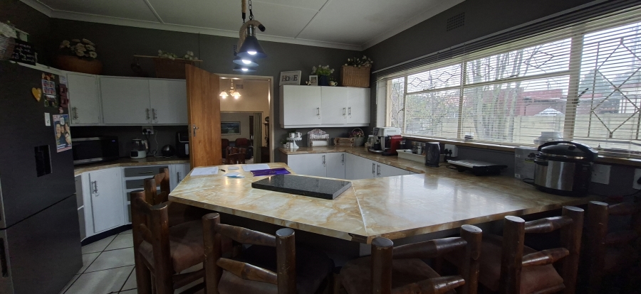4 Bedroom Property for Sale in Quellerie Park Gauteng