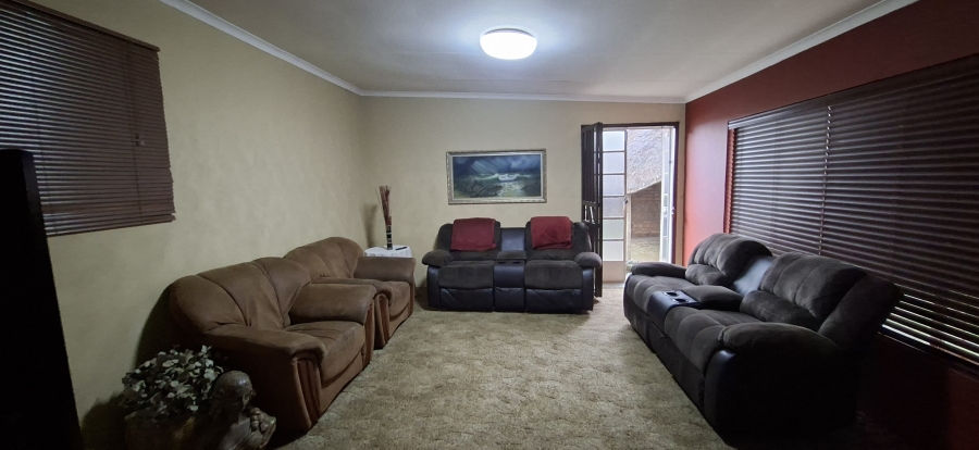 4 Bedroom Property for Sale in Quellerie Park Gauteng