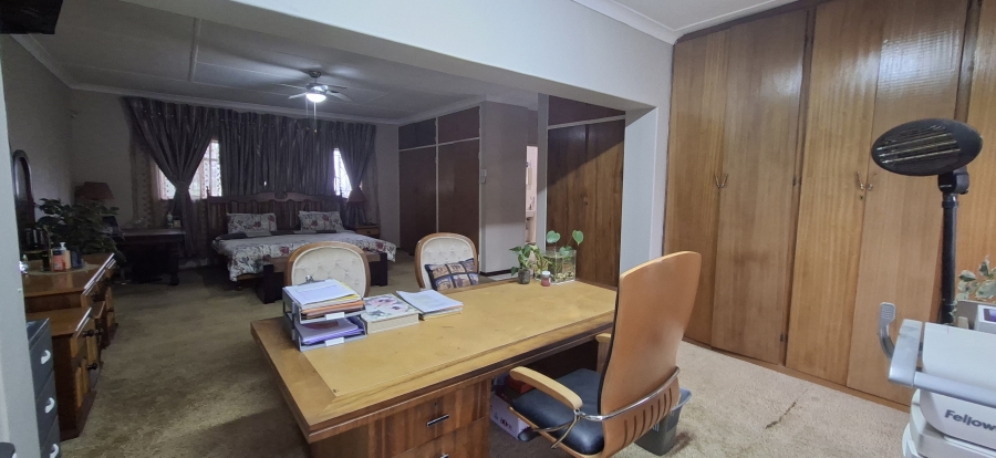 4 Bedroom Property for Sale in Quellerie Park Gauteng