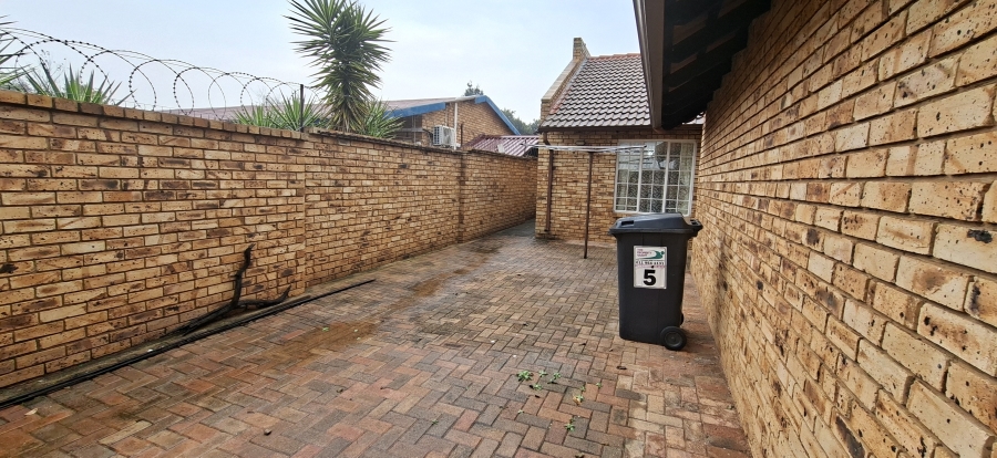 3 Bedroom Property for Sale in Krugersdorp North Gauteng