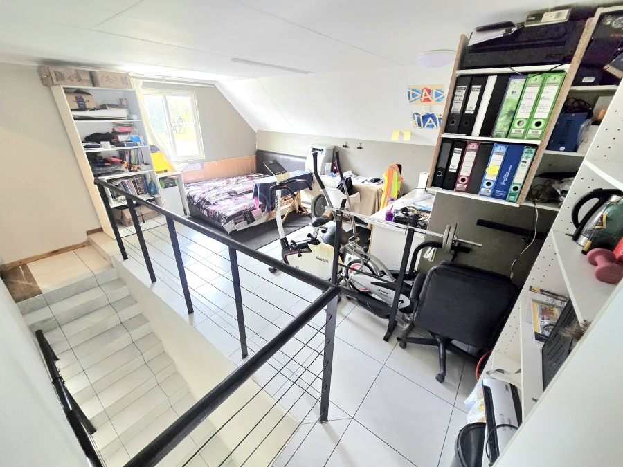 4 Bedroom Property for Sale in Halfway Gardens Gauteng