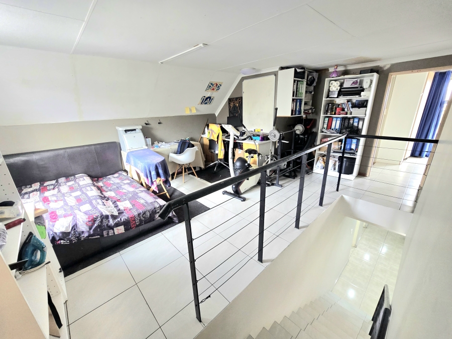 4 Bedroom Property for Sale in Halfway Gardens Gauteng
