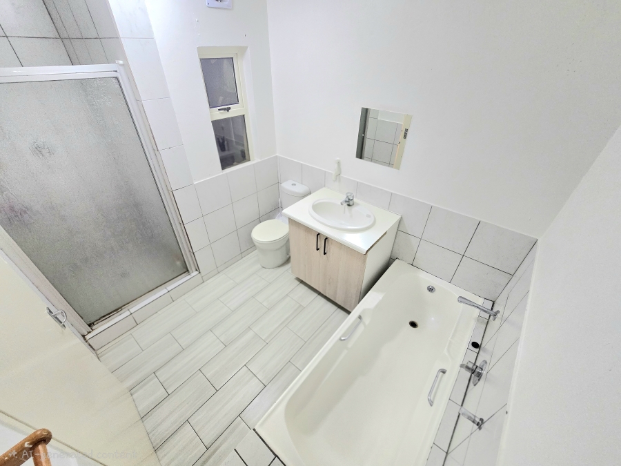 4 Bedroom Property for Sale in Halfway Gardens Gauteng