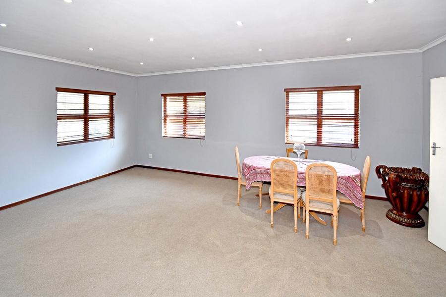 5 Bedroom Property for Sale in Rivonia Gauteng
