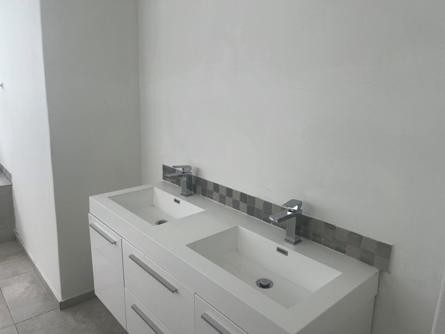 3 Bedroom Property for Sale in Edenburg Gauteng