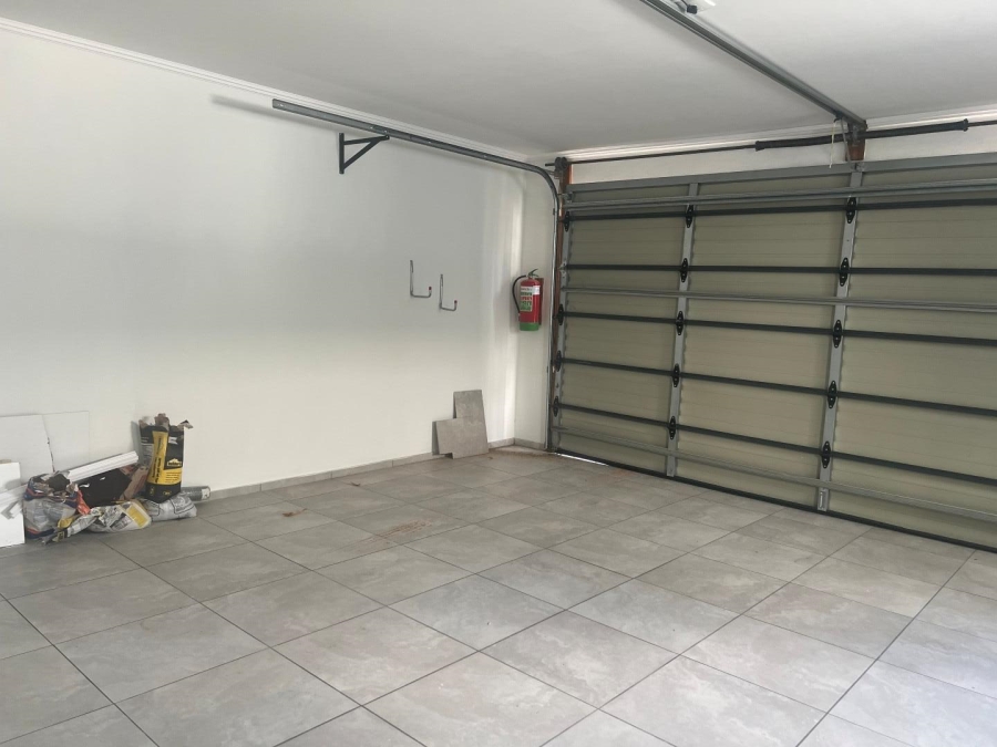 3 Bedroom Property for Sale in Edenburg Gauteng