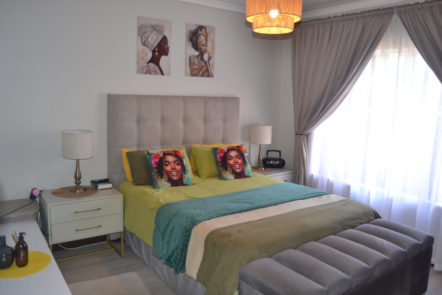 4 Bedroom Property for Sale in Thatchfield Estate Gauteng