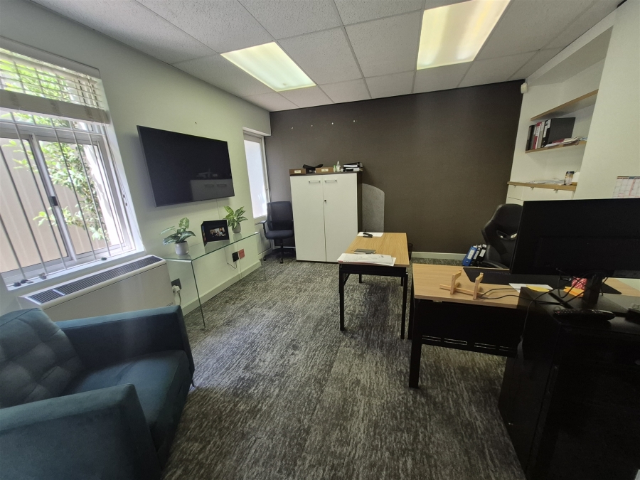 To Let Commercial Property for Rent in Hyde Park Gauteng
