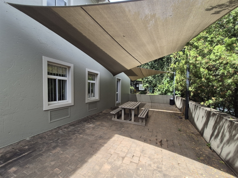 To Let Commercial Property for Rent in Hyde Park Gauteng