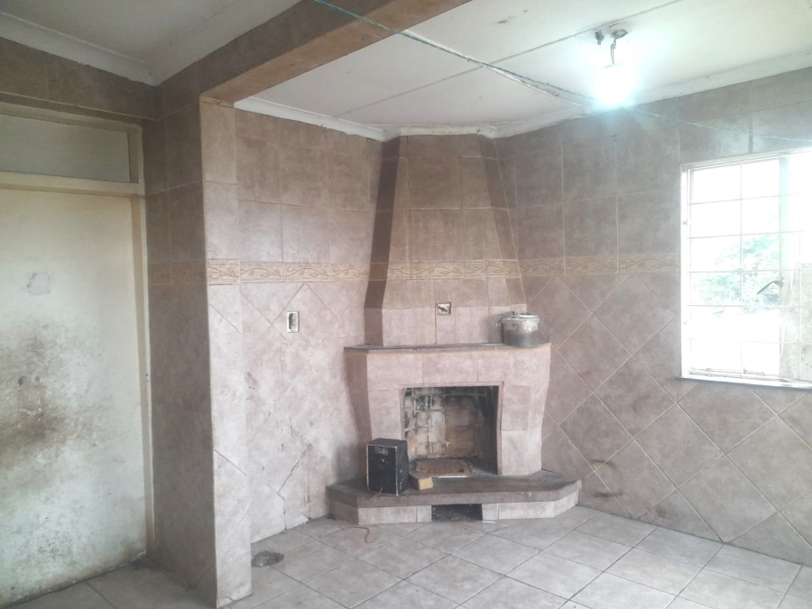 20 Bedroom Property for Sale in Lorentzville Gauteng