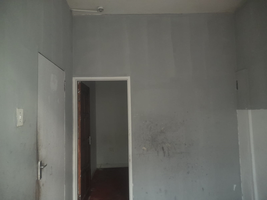 20 Bedroom Property for Sale in Lorentzville Gauteng