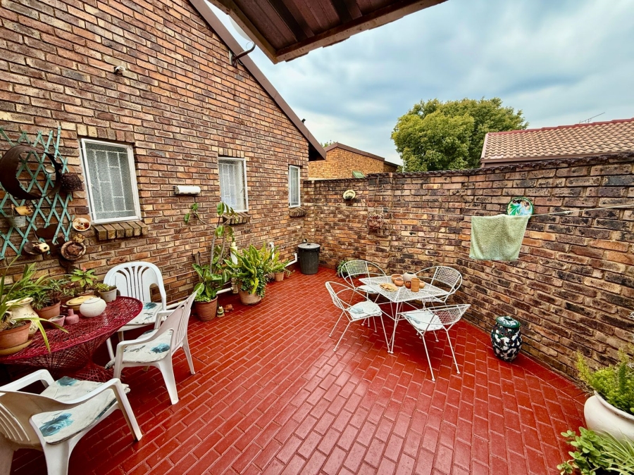 2 Bedroom Property for Sale in Clarina Gauteng