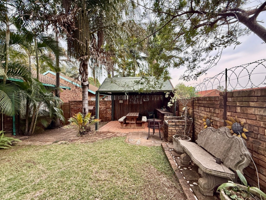 1 Bedroom Property for Sale in The Orchards Gauteng