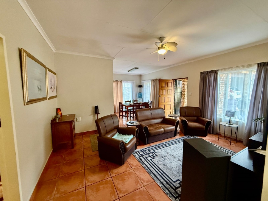 4 Bedroom Property for Sale in Pretoria Gardens Gauteng