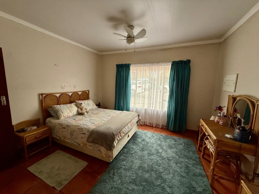 4 Bedroom Property for Sale in Pretoria Gardens Gauteng