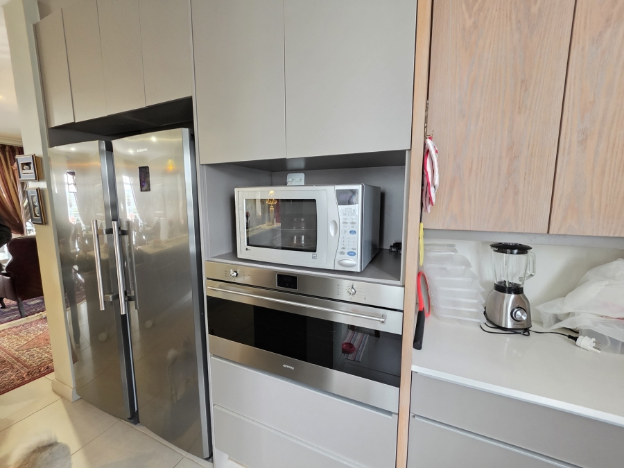 3 Bedroom Property for Sale in Waterkloof Ridge Gauteng