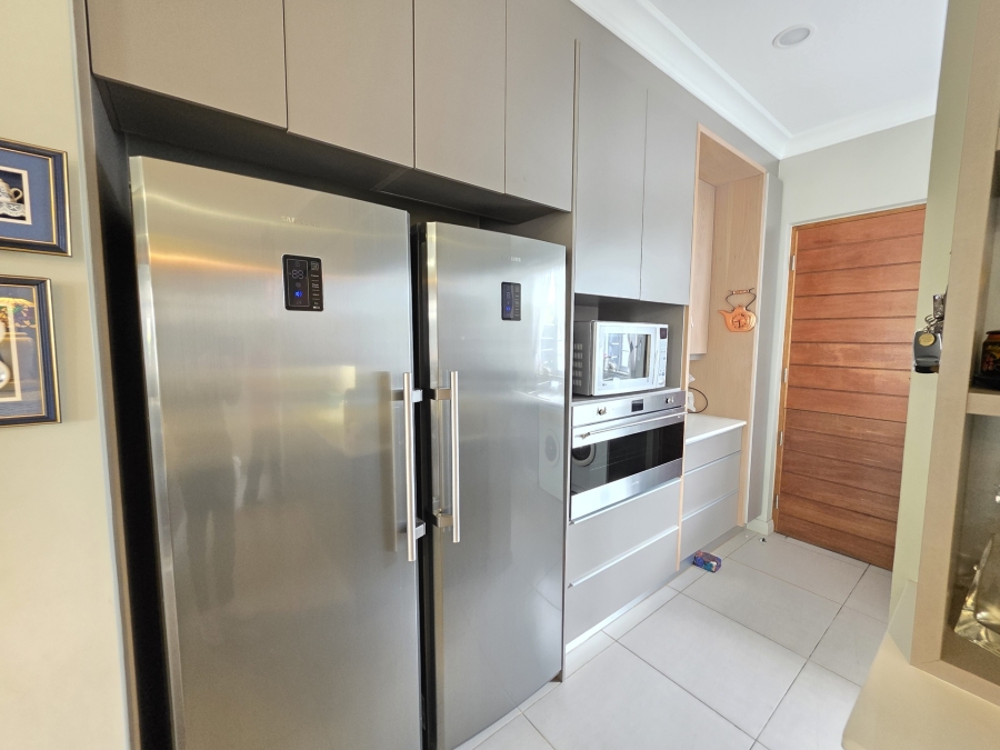 3 Bedroom Property for Sale in Waterkloof Ridge Gauteng